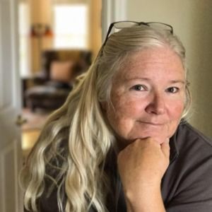 Meet your Posher, Carol